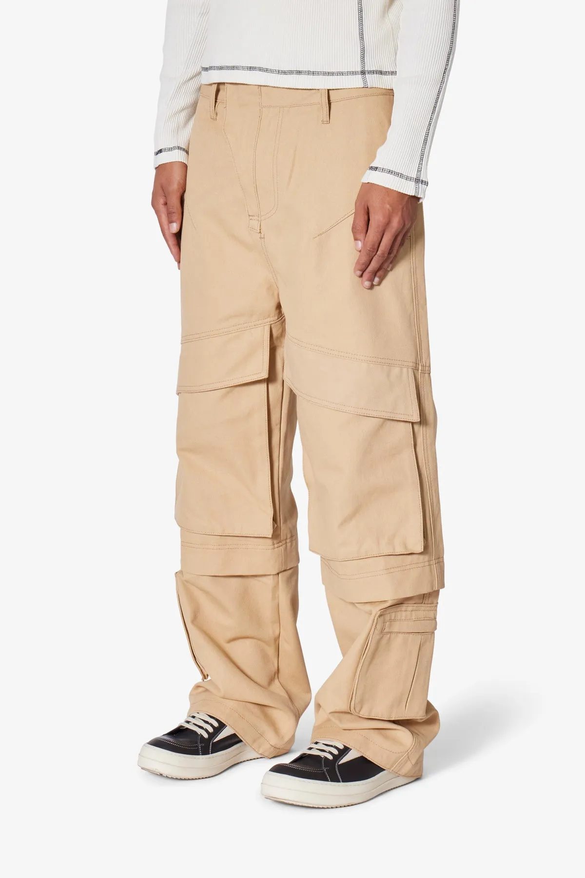 Baggy Slanted Cargo Pants - Khaki