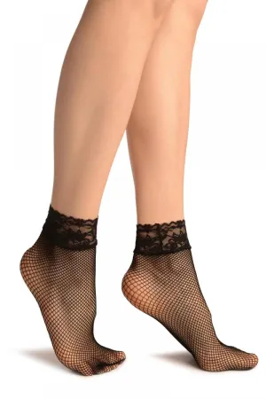 Black Fishnet Comfort Top Ankle High Socks