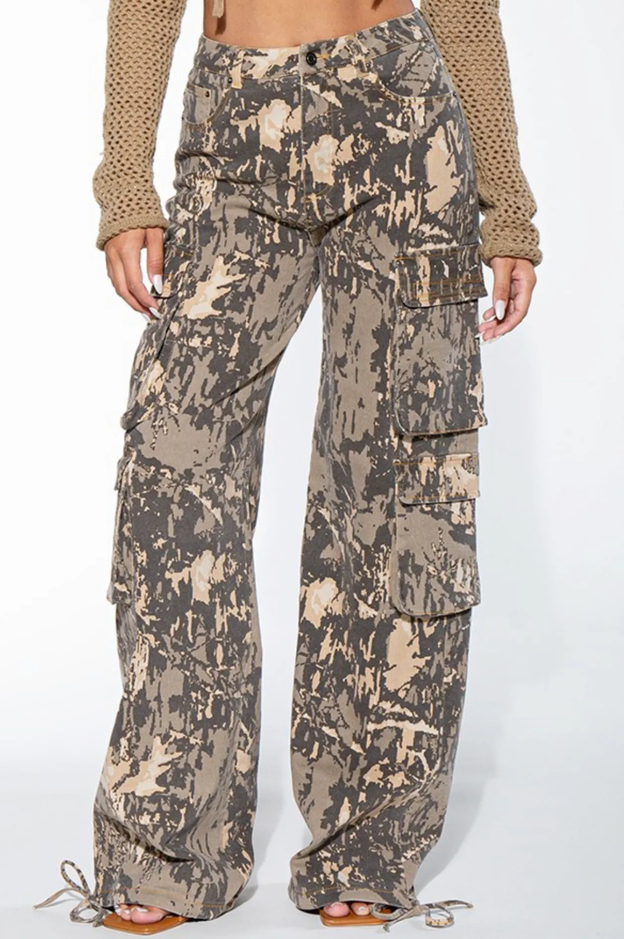 Cool Girl Camo Cargo Pants