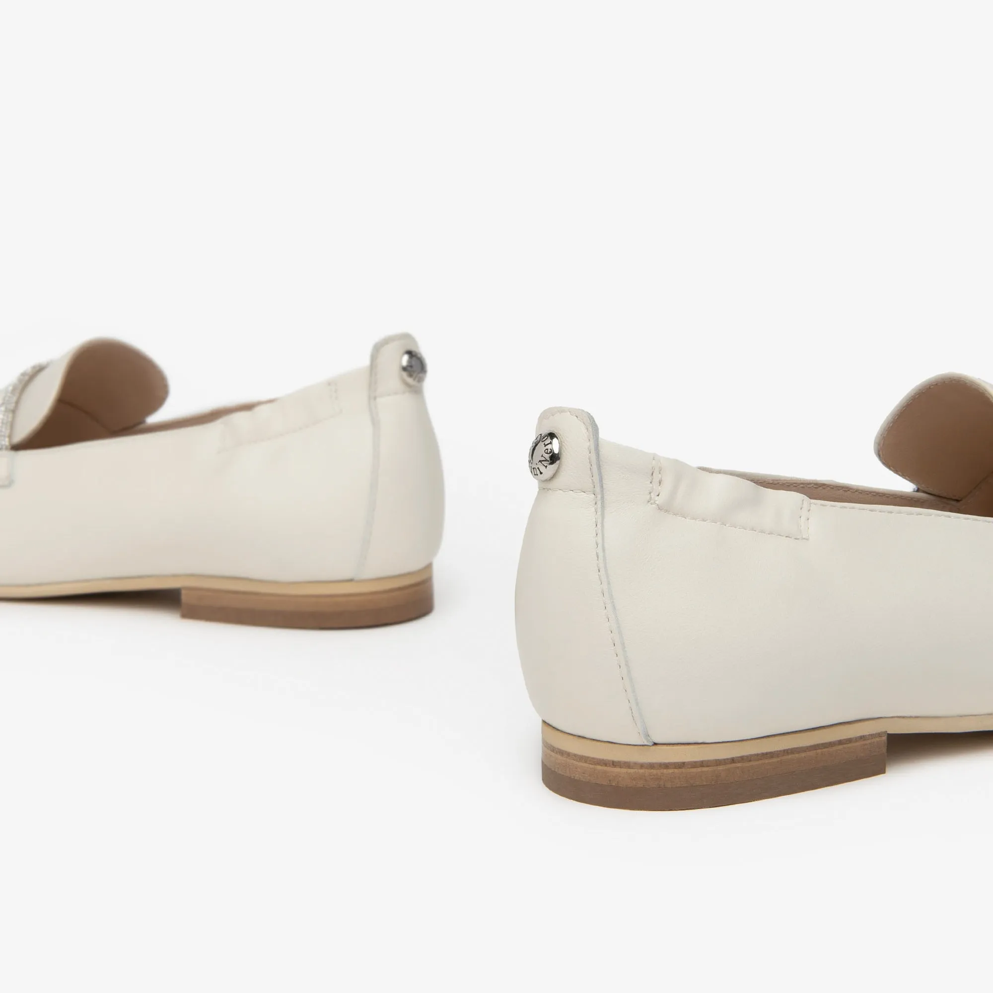 NeroGiardini Ivory Leather Loafers